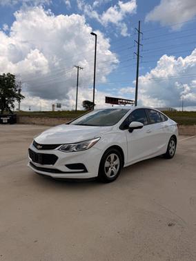 Summit White 2016 Chevrolet Cruze LS Auto