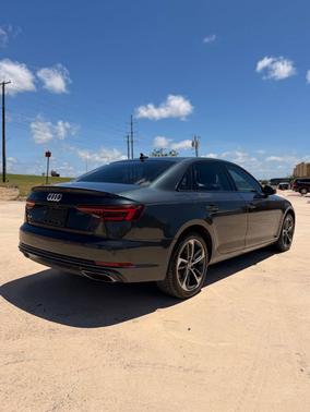 Manhattan Gray Metallic 2019 Audi A4 40 Premium