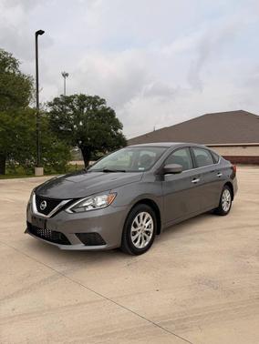 Gun Metallic 2018 Nissan Sentra SV