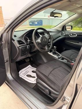 Gun Metallic 2018 Nissan Sentra SV