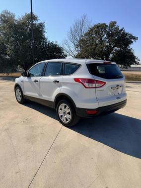 2016 Ford Escape S