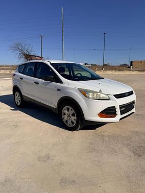 2016 Ford Escape S