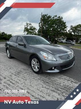 2015 INFINITI Q40 Base