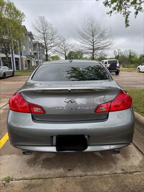 2015 INFINITI Q40 Base