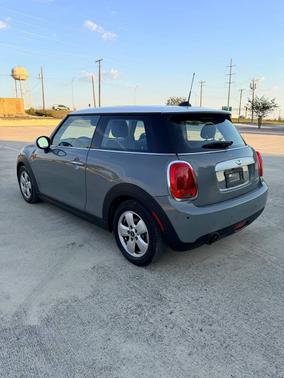 Moonwalk Gray Metallic 2015 MINI Hardtop Cooper