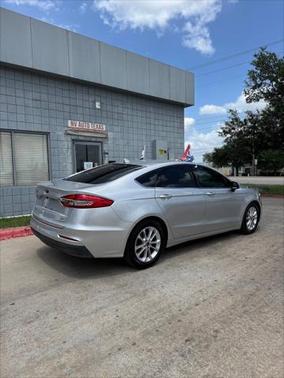 2019 Ford Fusion SE