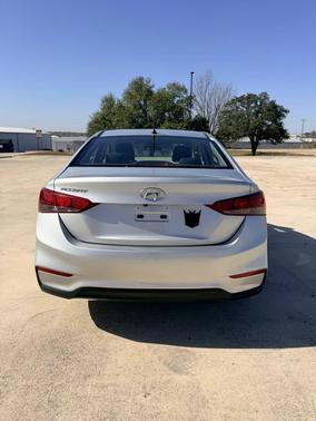 2020 Hyundai Accent SE