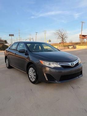 2014 Toyota Camry LE