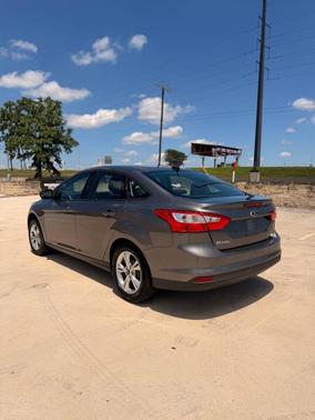 Sterling Gray Metallic 2014 Ford Focus SE