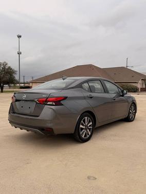 2023 Nissan Versa 1.6 SV