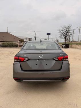 2023 Nissan Versa 1.6 SV