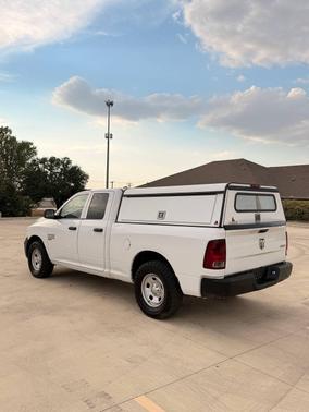 Bright White Clearcoat 2022 RAM 1500 Classic Express