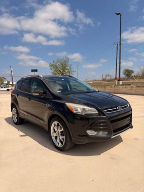 Tuxedo Black Metallic 2014 Ford Escape Titanium