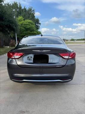 2015 Chrysler 200 Limited