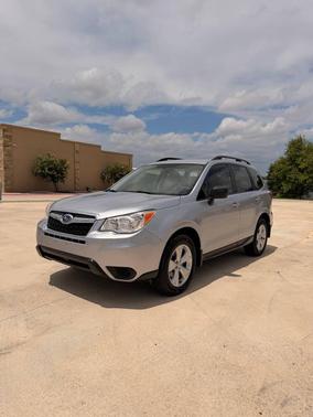 Ice Silver Metallic 2015 Subaru Forester 2.5i