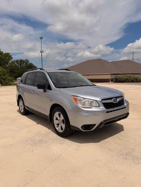 Ice Silver Metallic 2015 Subaru Forester 2.5i