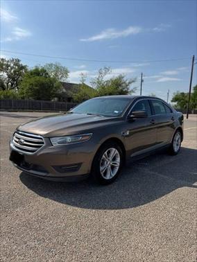 2016 Ford Taurus SEL