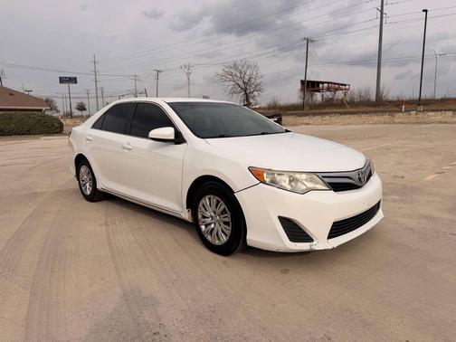 2013 Toyota Camry LE