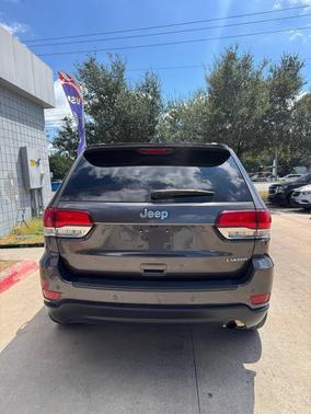2020 Jeep Grand Cherokee Laredo