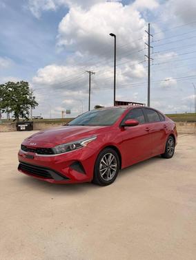 Currant Red 2022 Kia Forte LXS