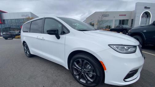 Bright White 2026 Chrysler Pacifica Select AWD