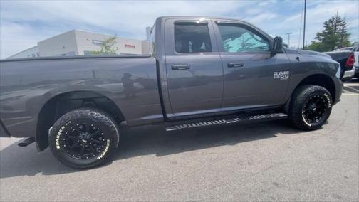 2019 RAM 1500 Classic Express Quad Cab 4x4 64' Box