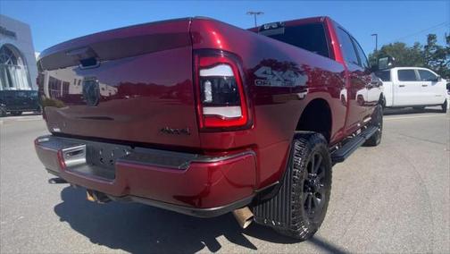 2022 RAM 2500 Big Horn Crew Cab 4x4 64' Box