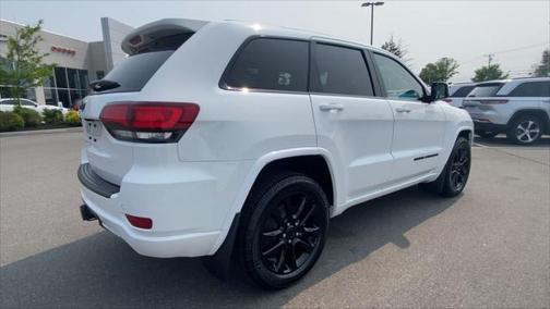 2021 Jeep Grand Cherokee Laredo X 4x4
