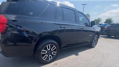 Onyx Black 2023 GMC Yukon AT4