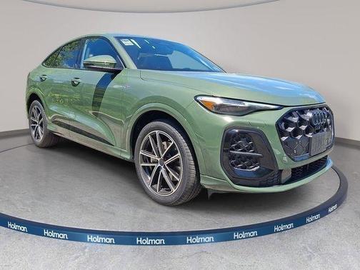 Green Metallic 2026 Audi Q5 PRESTIGE