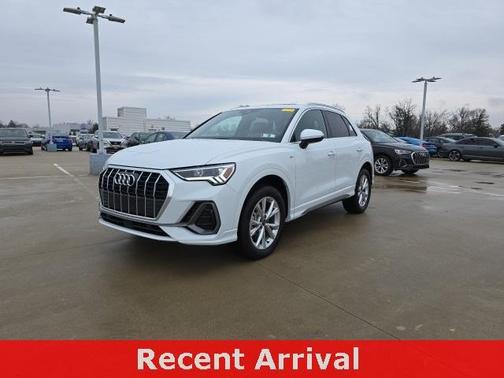 2025 Audi Q3 45 S line Premium