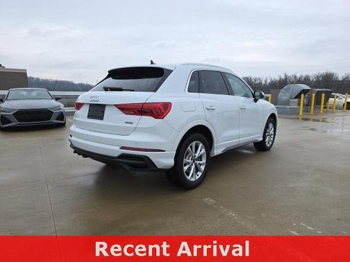 2025 Audi Q3 45 S line Premium