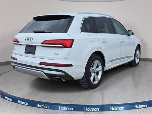 2025 Audi Q7 55 Premium