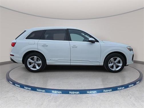 2025 Audi Q7 55 Premium