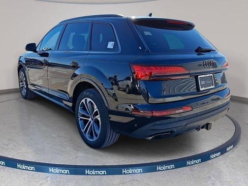 2026 Audi Q7 45 Premium