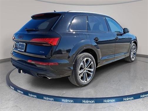 2026 Audi Q7 45 Premium