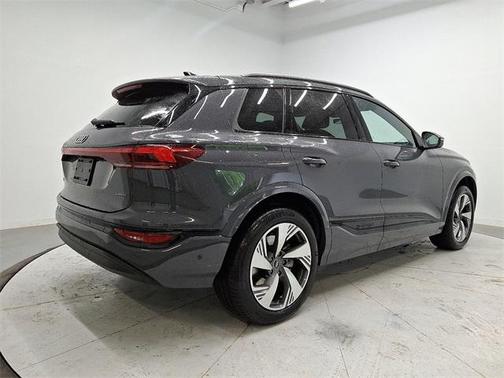 2025 Audi Q6 e-tron Premium
