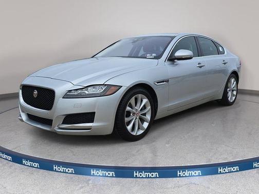 Indus Silver 2018 Jaguar XF 25t Premium