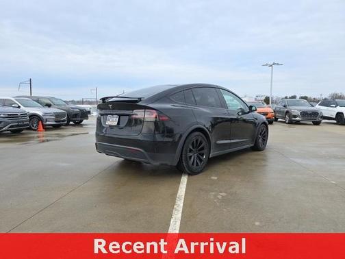 2023 Tesla Model X Standard Range