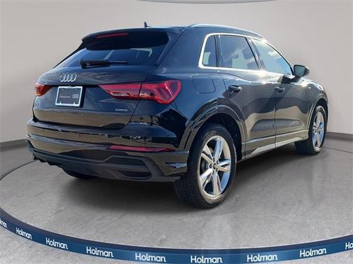 2024 Audi Q3 45 S line Premium