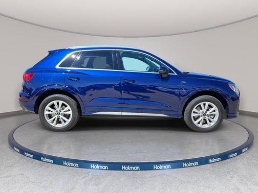 Navarra Blue Metallic 2025 Audi Q3 45 S line Premium