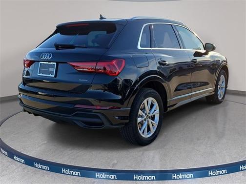 2024 Audi Q3 45 S line Premium