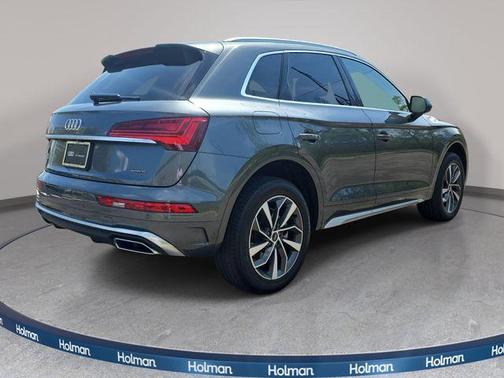 Daytona Gray Pearl Effect 2023 Audi Q5 45 S line quattro Premium
