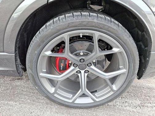 Daytona Gray Pearl 2026 Audi RS Q8 4.0T quattro