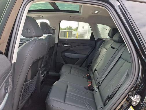 Mythos Black Metallic 2026 Audi Q3 S line