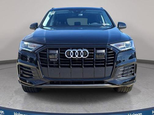 2023 Audi Q7 45 Premium Plus