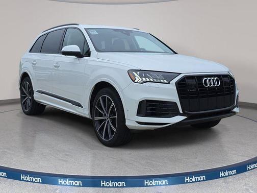 Carrara White 2024 Audi Q7 55 Premium Plus