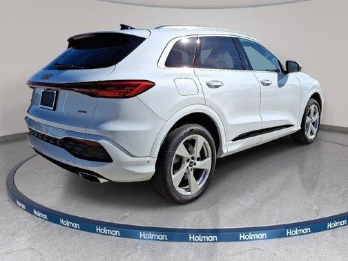 Glacier White Metallic 2025 Audi Q5 2.0T quattro Premium