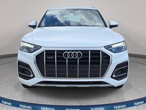 Arkona White 2024 Audi Q5 40 Premium