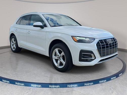 Arkona White 2024 Audi Q5 40 Premium